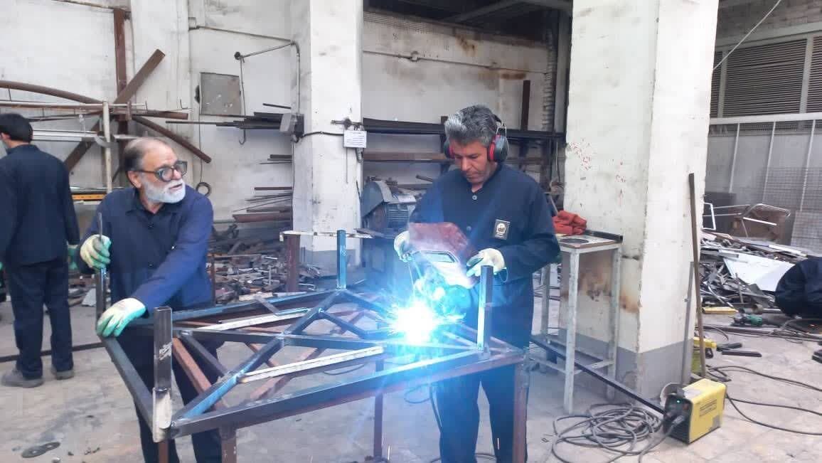 دانلود نمونه قرارداد پیمانکاری خدمات فنی و مهندسی ، تعمیرات دستگاه کارگاهی و کارخانه ای