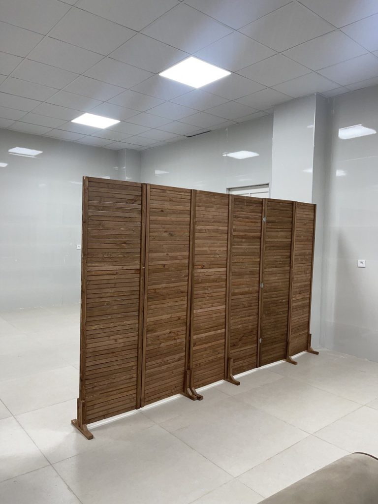 طرفین قرارداد در قرارداد تولید و تحویل پارتیشن و نحوه نگارش حقوقی